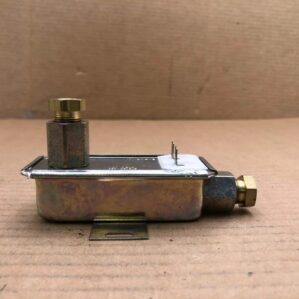 Eaton NC-4149-5 Gas Oven Safety Valve 0.5 PSI 3.03/3.3 VAC | NC4149-5
