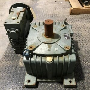 Fixed Star FCEDO Right Angle Worm Gearbox / Speed Reducer 300:1