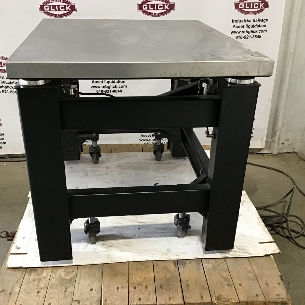 Ametek TMC 633478801 3x4 Clean Bench Lab Table W/ Gimbal