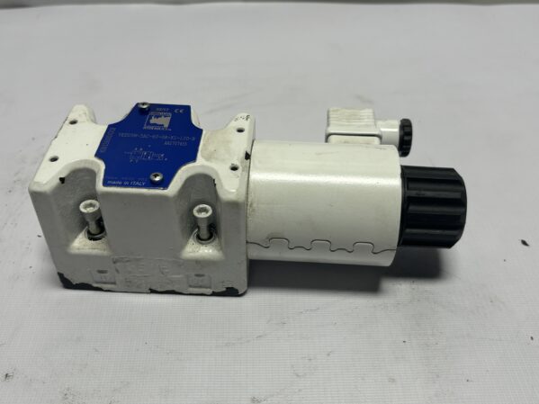 Continental Hydraulics VED05M-5AC-60-GR-K1-12D-B Solenoid Valve