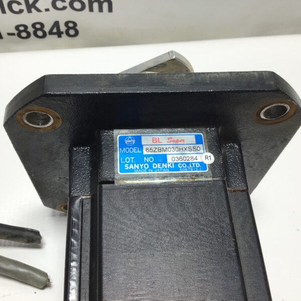 Sanyo Denki 65ZBM030HXSS0 BL Super AC Servo Motor - Image 5