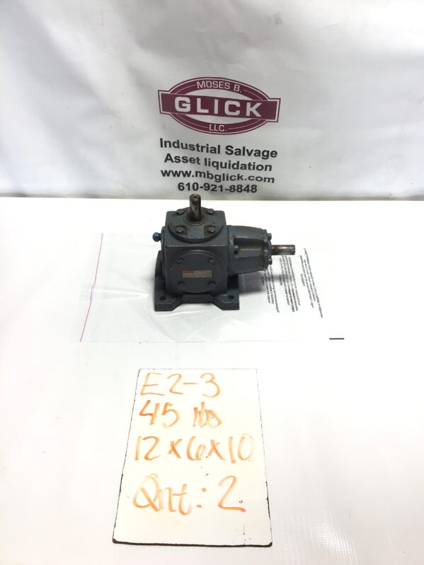 Boston Gear UR137-PM5 Spiral Bevel Gear Drive 1:1 Ratio 1750 RPM