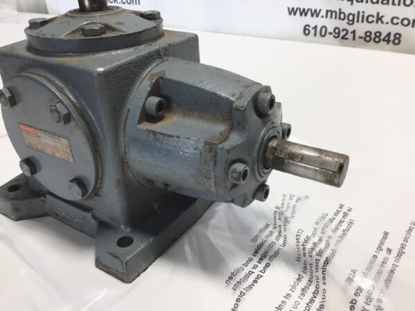Boston Gear UR137-PM5 Spiral Bevel Gear Drive 1:1 Ratio 1750 RPM - Image 3