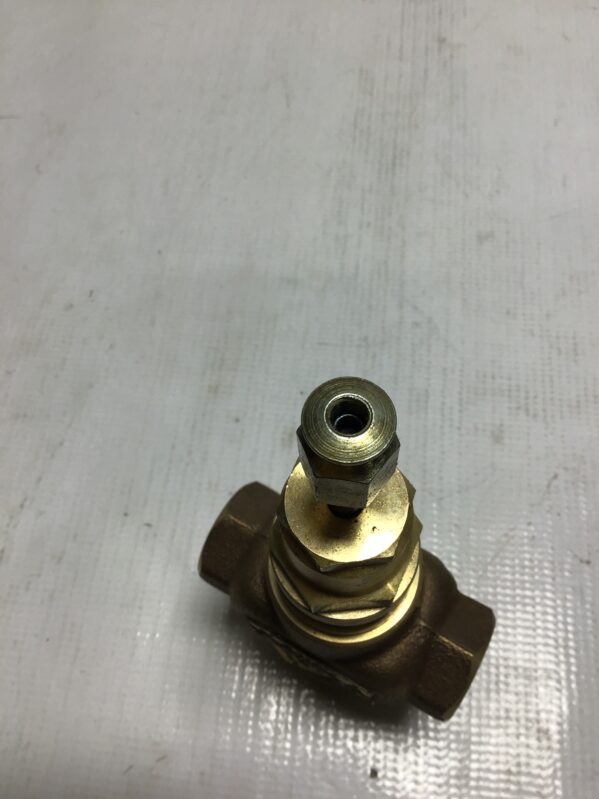 Honeywell V5011N1057 2-way Direct Acting Threaded Globe Valve 3/4" - Image 5