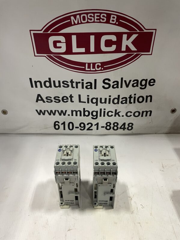 Allen-Bradley 100-C23D*01 Ser C 3 Pole IEC Contactor 24VDC 23A -Lot of 2