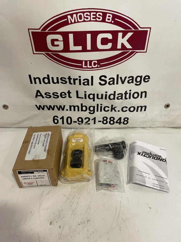 Conductix XA-34214 2-Button Hoist Pushbutton Pendant Switch 120/240V -NIB