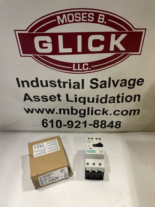 Siemens 3RV1011-1DA15 3 Pole Manual Motor Starter 2.2-3.2A 1NO+1NC -NIB