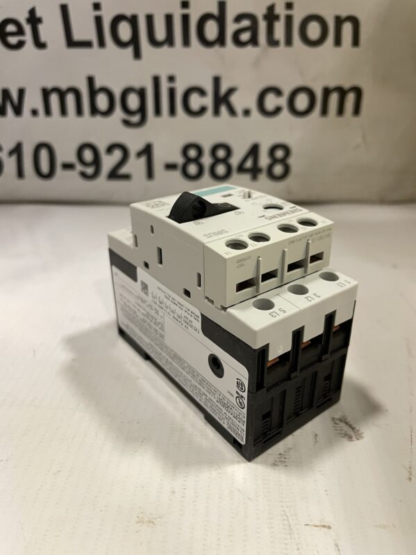 Siemens 3RV1011-1DA15 3 Pole Manual Motor Starter 2.2-3.2A 1NO+1NC -NIB - Image 3
