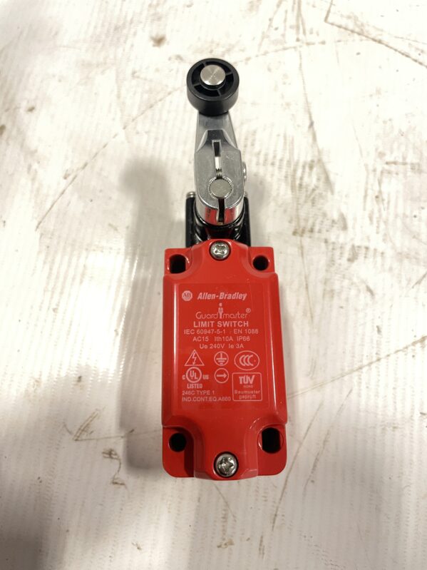 Allen-Bradley 440P-MSLB22E Ser A Safety Limit Switch 3A 240V -NIB - Image 2