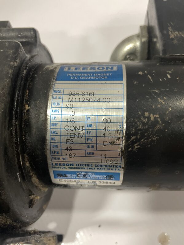 LEESON 985.616F 90V DC Gearmotor 1/8hp 11:1 167RPM - Image 5