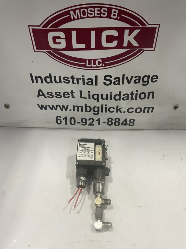 Barksdale A9675-3 Pressure Switch 235-3400psi 7000psi
