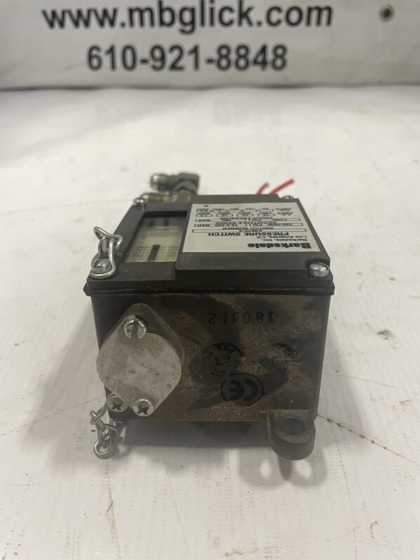 Barksdale A9675-3 Pressure Switch 235-3400psi 7000psi - Image 4