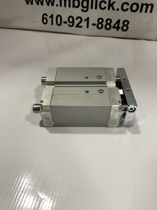 FESTO DFM-25-40-B-PPV-A-KF Linear Guide / Air Cylinder 25mm bore 40mm stroke - Image 4