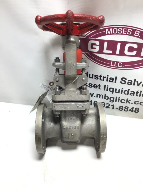Ladish 8272-13015 Stainless Steel Globe Valve 1-1/2" NPT Class 150