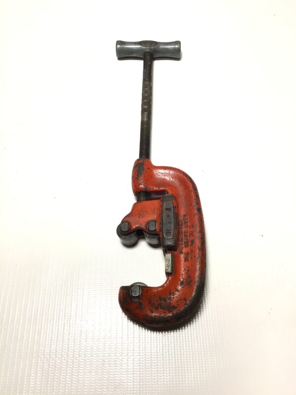 Ridgid No. 2 Heavy Duty Pipe/Tube Cutter 1/8" to 2"in Capacity