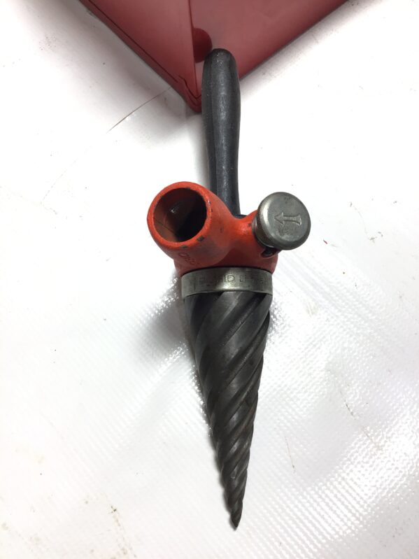 Ridgid D-476 Ratchet Threader / Manual Pipe Threader Set - Image 3