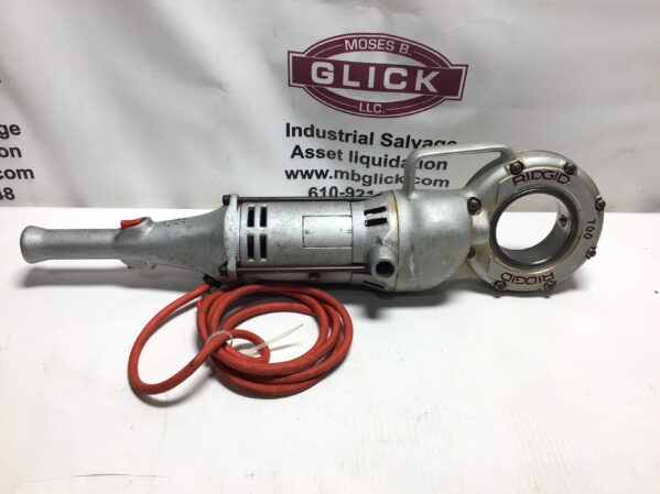 RIDGID 700 Power Drive Compact Handheld Heavy-Duty Pipe Threader Machine