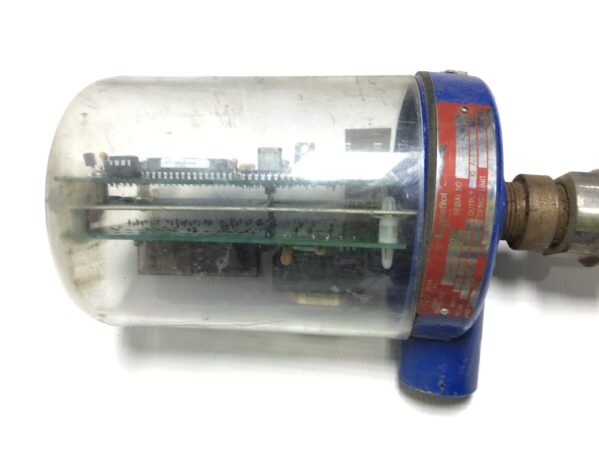 Magnetrol 822-1000-L00-41-5017-072 Level Switch Control 120VAC 10AMPS NEMA 4X - Image 2