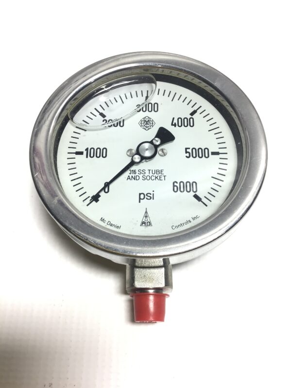 Mc Daniel Controls 583N Pressure Gauge 316 Stainless Steel Tube and Socket 0-6000 PSI