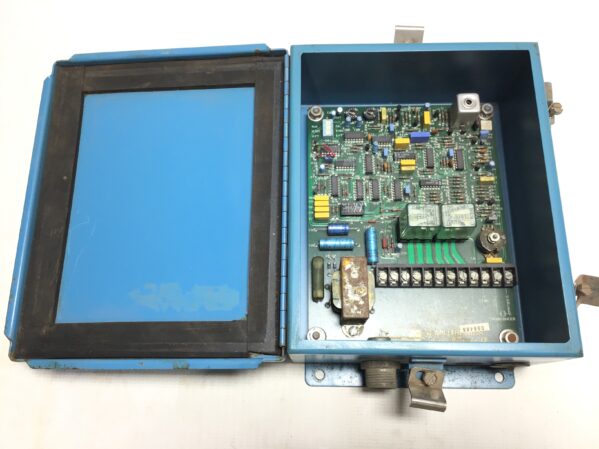 Miltronics MLI0L664 Micro Ranger Control Process Unit in Enclosure 115/220V 50/60Hz - Image 2
