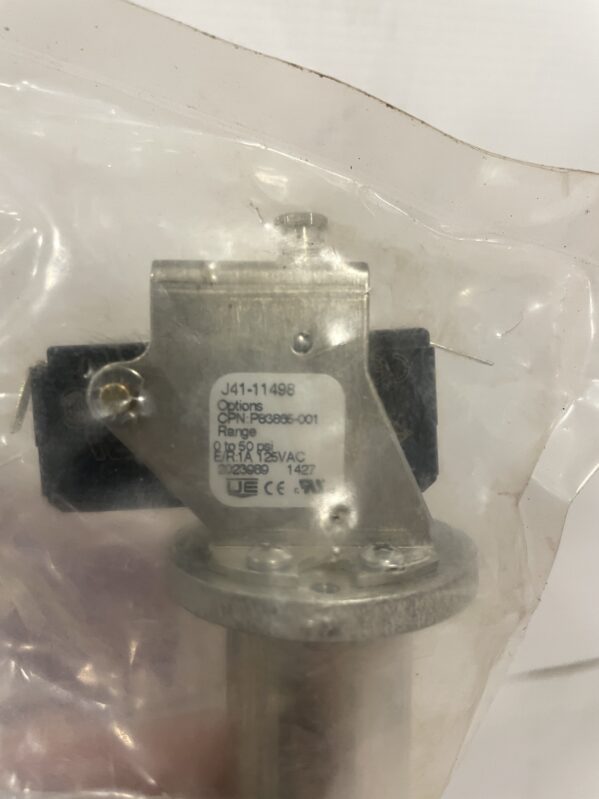 UE United Electric J41-11498 Pressure Switch 0-50psi 125VAC -NIB - Image 3