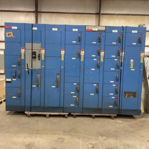 Allen-Bradley Centerline 2100 7 Section MCC Motor Control Center 800/300A 600V