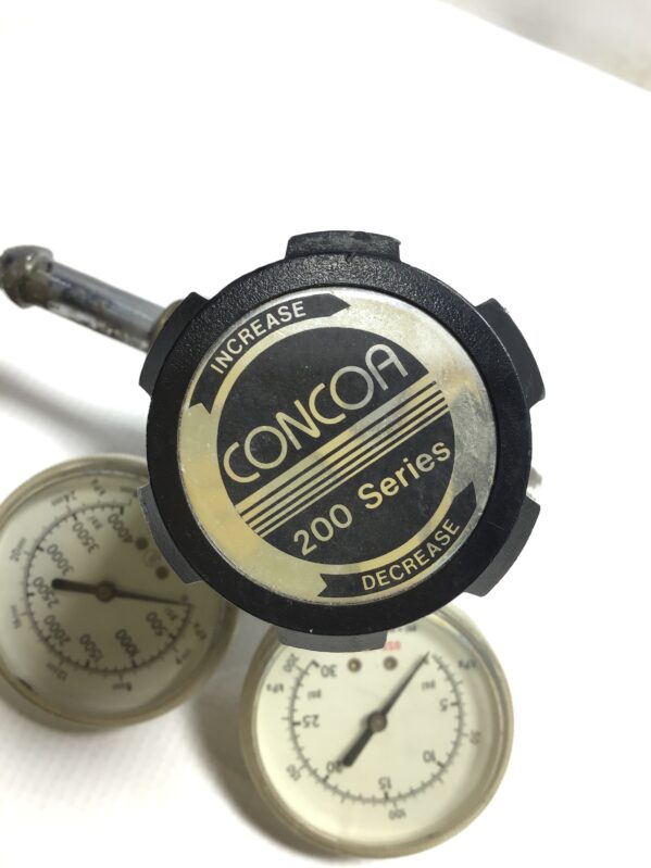 CONCOA 212 1351 Dual-Gauge Pressure Gas Regulator 30PSI 200kPa & 4000PSI 28000kPa - Image 4