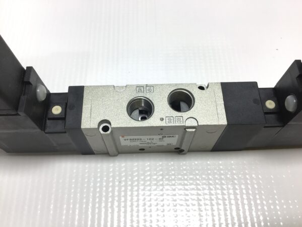 SMC VFS2220-1DZ-02 Solenoid Valve Supply Press 0.1-1.0MPa 50/60Hz 110/120V - Image 6
