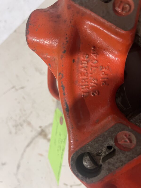 Ridgid Pipe Threader - 2 1/2 to 4" pipe - Image 8