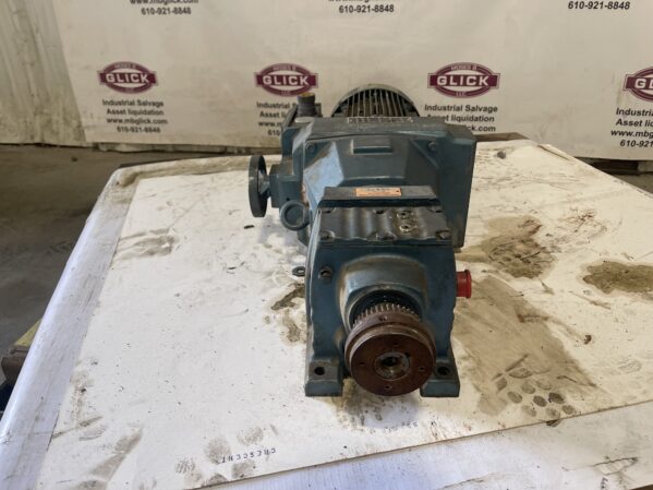 Industrial Electric Motor type# R47D26DV100H4 - Image 4