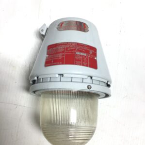 Appleton AAU-1N - A-51 Incandescent Vented Explosion Proof Lighting Fixture 