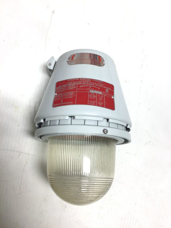 Appleton AAU-1N - A-51 Incandescent Vented Explosion Proof Lighting Fixture 