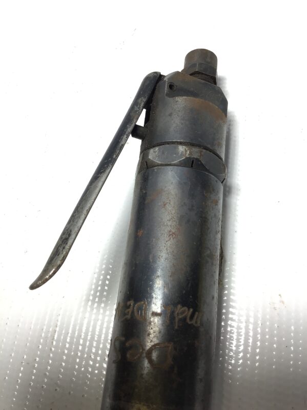 Pneumatic Heavy Duty Needle Air Straight Grip Needle Scaler - Image 4