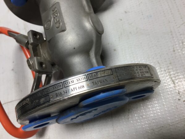 Quadrant B82N Ball Valve Size 3" CF8M Body 275 PSIG 316 Stainless Steel - Image 7