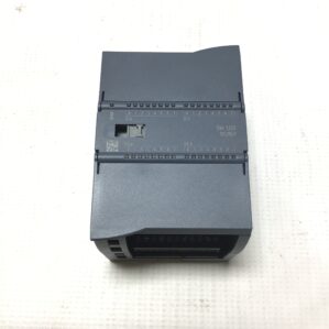 Siemens Simatic S7-1200 Digital Input/Output Module 16 Channel 24VDC 180mA