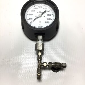 WIKA Pressure Gauge with Snubber & Valve 316 Stainless Steel Tube and Connection