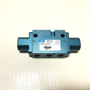 MAC 180003-112-0003 4-Way Pneumatic Valve 150 PSI
