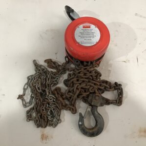 Dayton 38EV08A Low Headroom Manual Chain Hoist