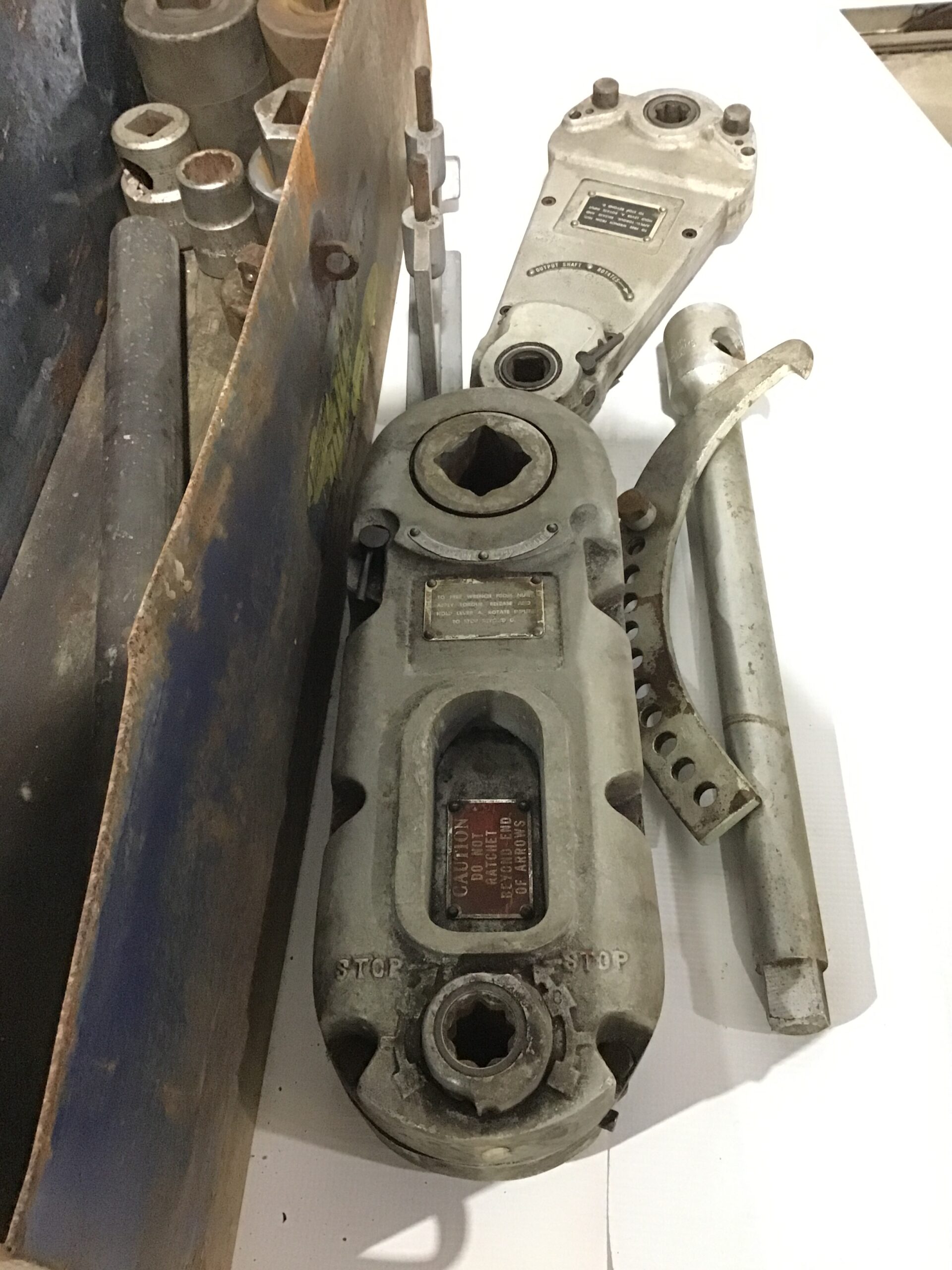 Sweeney Powerench 235-1 Aircraft Torque Multiplier – Moses B. Glick
