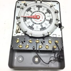 Barber Coleman AE174 Dial Timer Control Box 120V