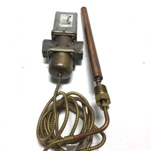 Johnson Controls V47AC-6 Temperature Actuated Modulating Water Valve
