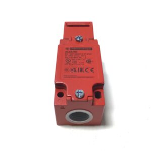 Telemecanique XCSA703 Safety Limit Switch Interlock 3A 6kV