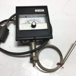 United Electric 800 5BS Temperature Controller Thermostat w/ Sensor Probe