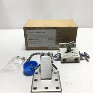 Parker PGI M-650SCT-VSH 3 Valve Manifold 316SS 10,000 PSI w/ Mounting Kit