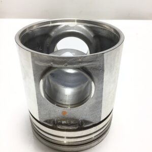 International 1830591C2 Engine Piston