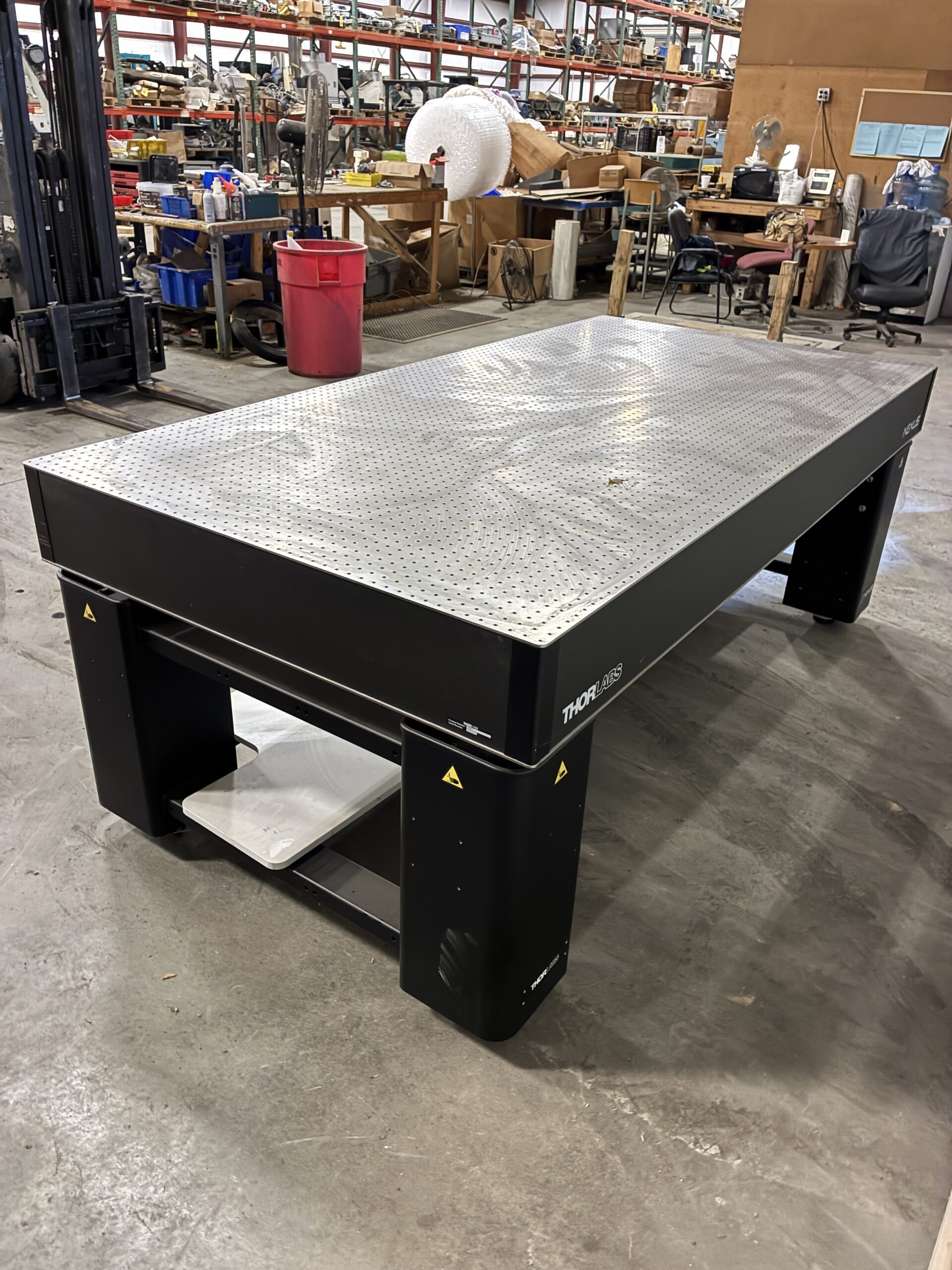 Thorlabs TF1225R7 Nexus 4' x 8' Optical Breadboard Isolation Table 700mm Height - Image 4