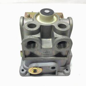 International 1693458C91 Air Brake Relay Valve