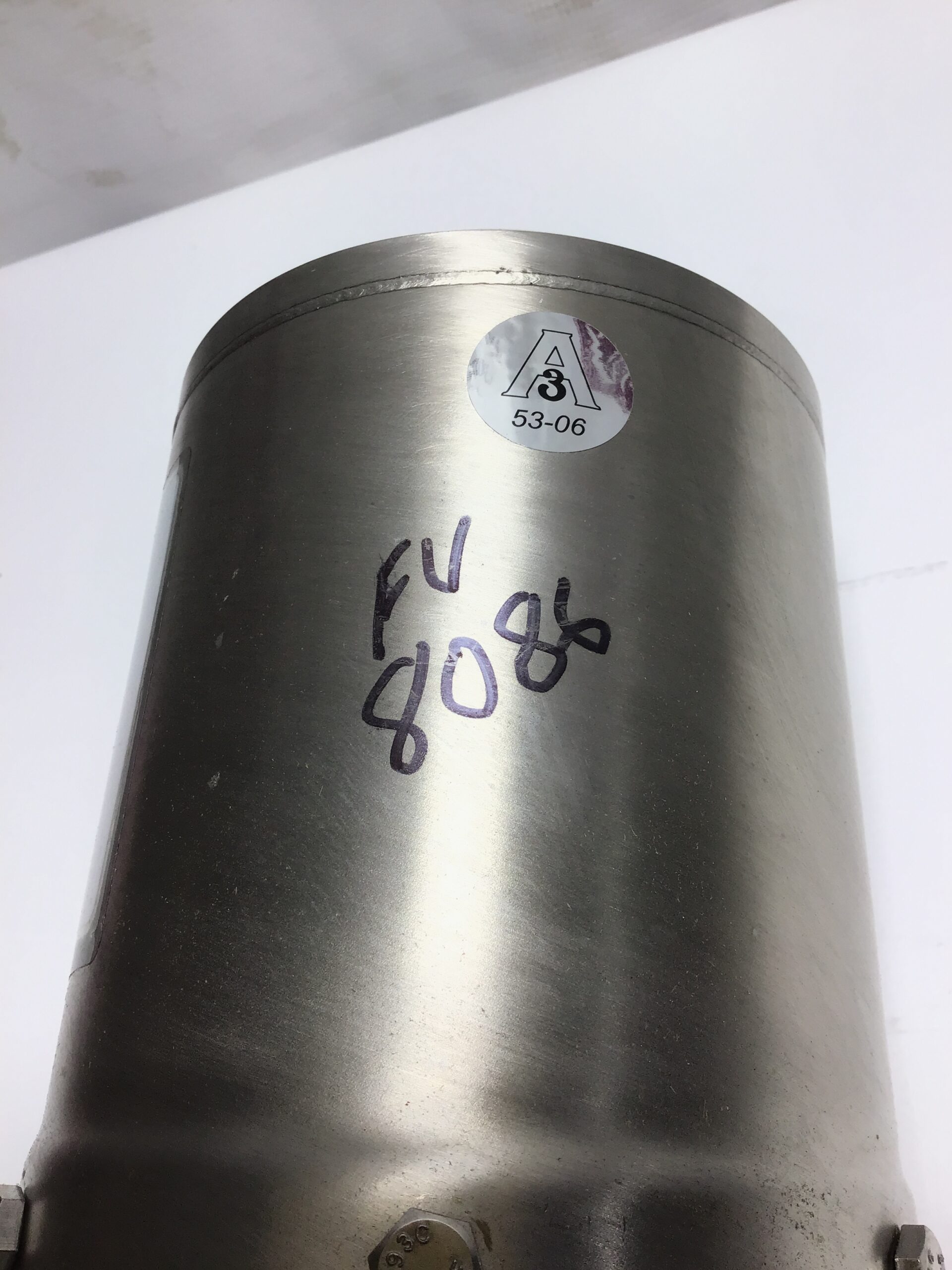 Waukesha Cherry-Burrell W6203021 W62 TT 2.5" Buttweld x S-Line 5" Sanitary Air-Actuated Diverter Valve - Image 8