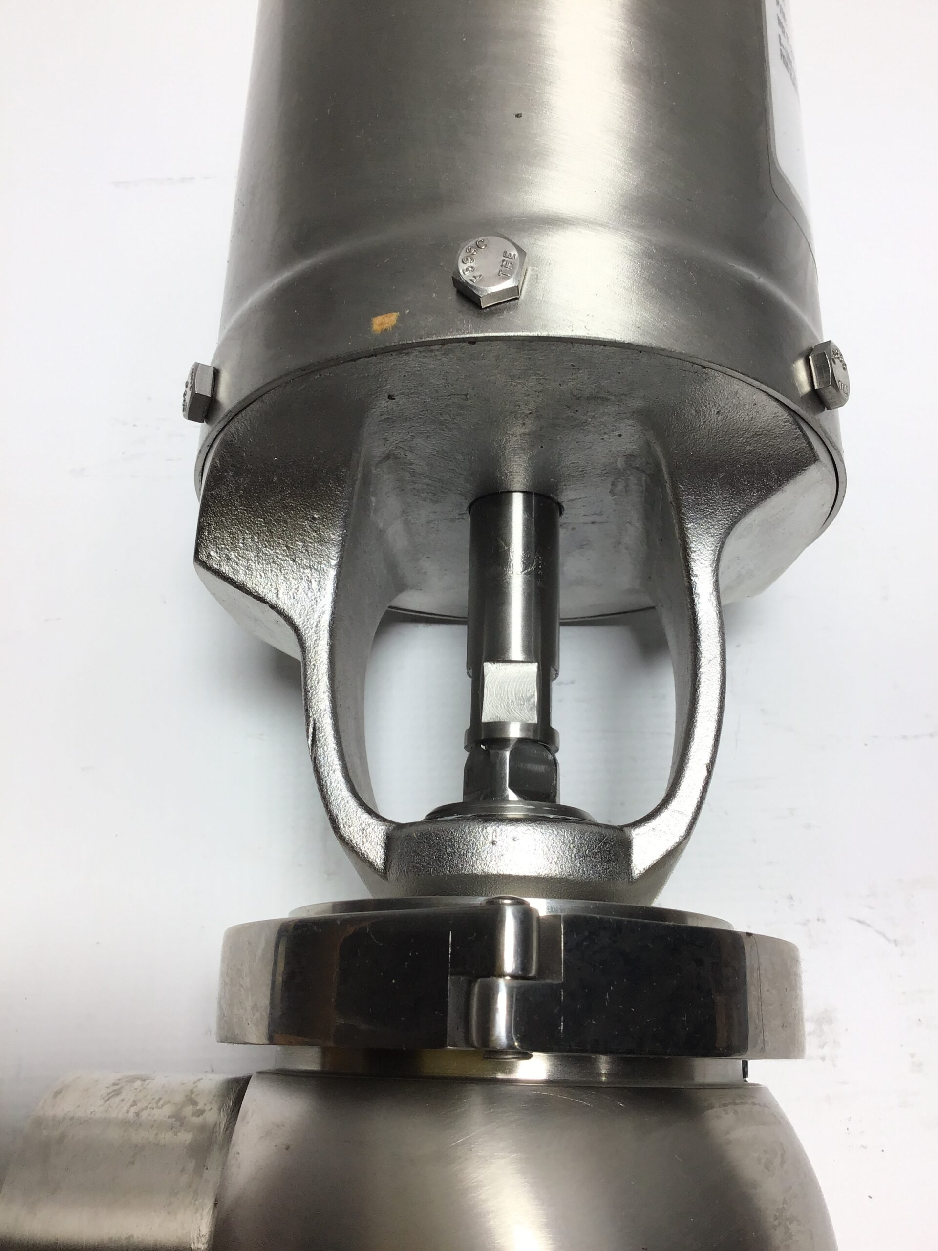 Waukesha Cherry-Burrell W6203021 W62 TT 2.5" Buttweld x S-Line 5" Sanitary Air-Actuated Diverter Valve - Image 7