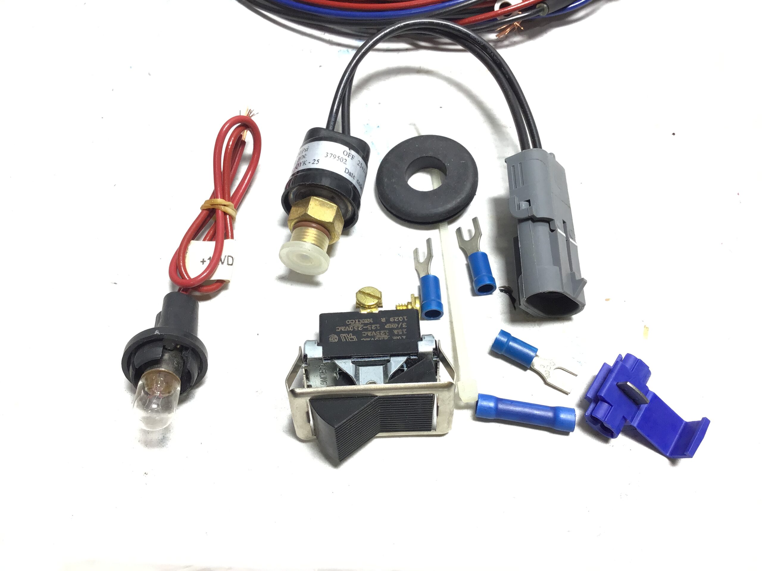 Chelsea 329024-12X PTO Engage OEM NOS Indicator Display Kit - Image 2